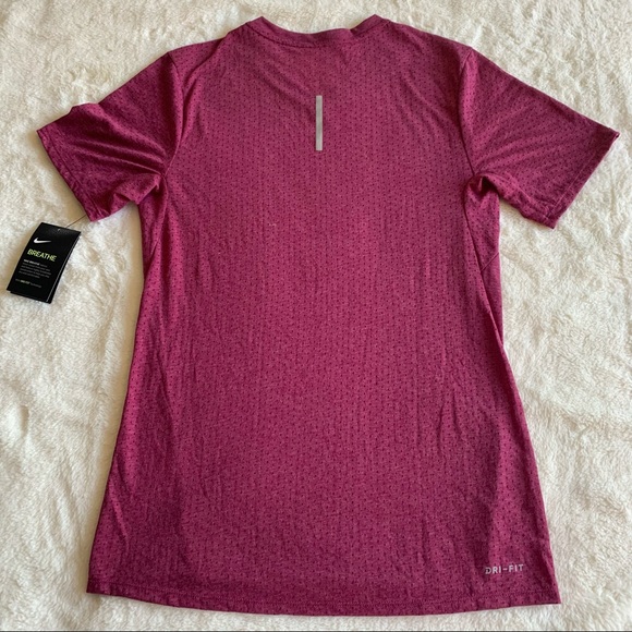 NEW Nike Men’s BREATHE Dri-Fit  Short Sleeve Running Top Sz S Purple  AA4858-665 - Picture 4 of 11